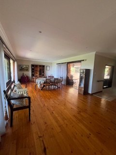  Bedroom Property for Sale in Outeniqua Strand Western Cape